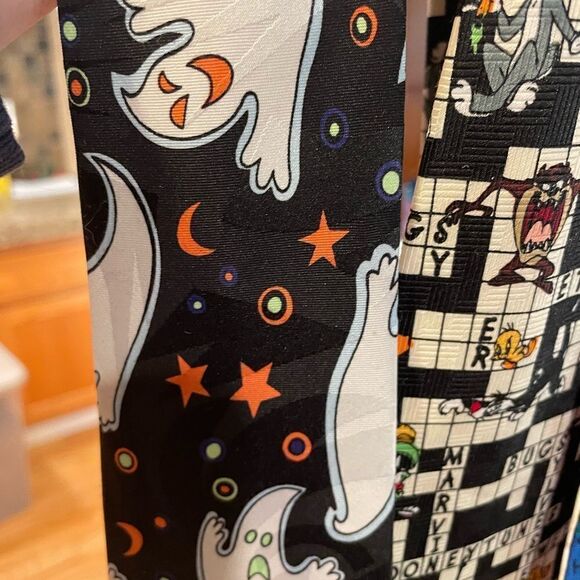 Vintage Ties Peanuts Looney Tunes Halloween made in Korea - Picture 8 of 14